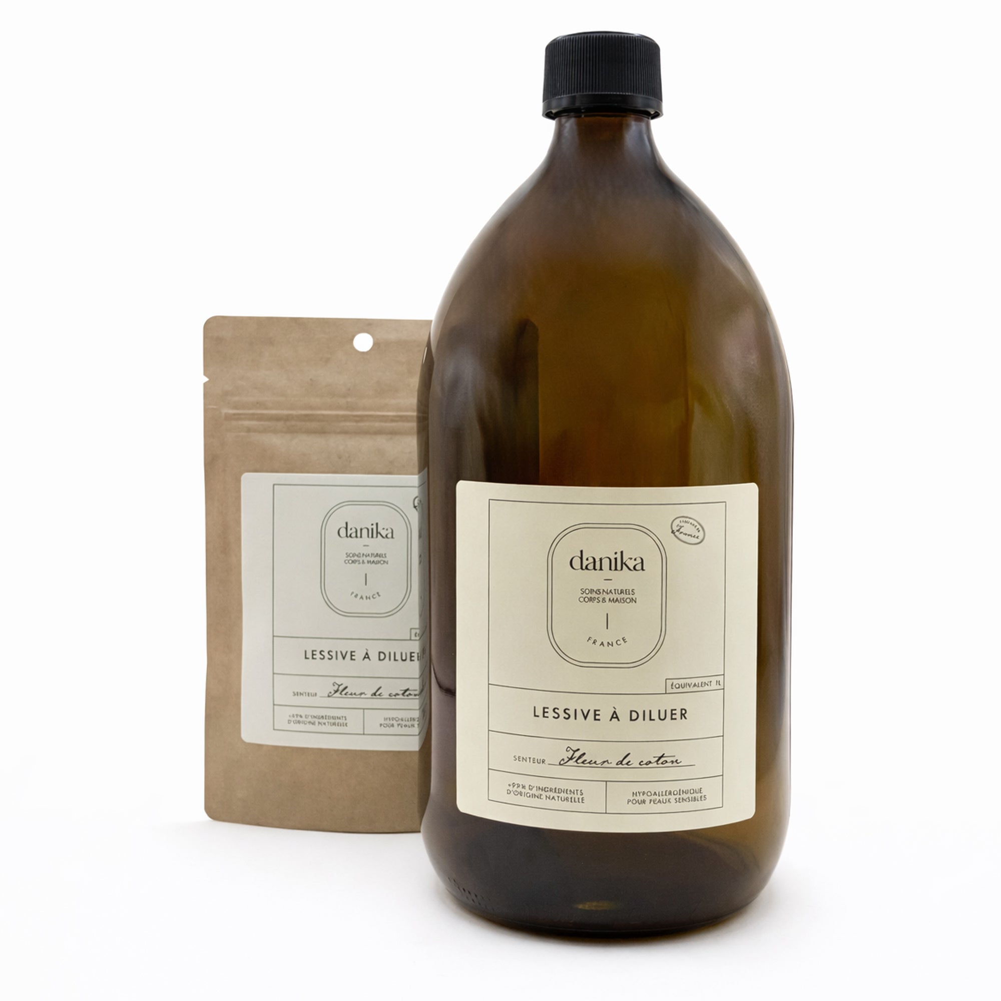 La recharge lessive fleur de coton et son flacon en verre