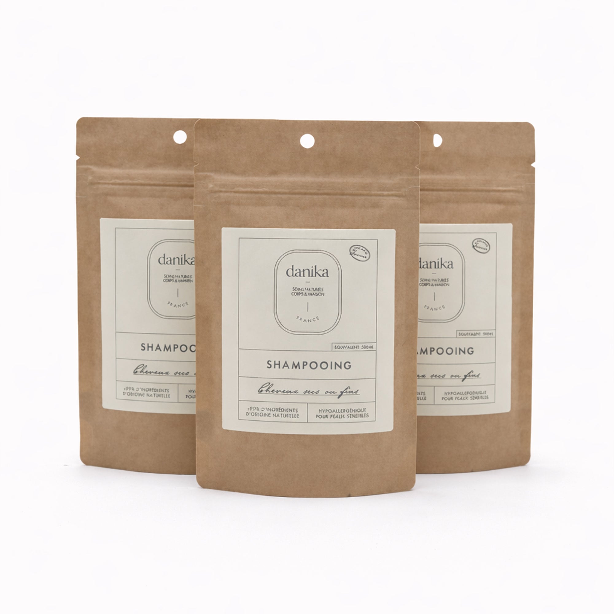 Trois recharges de shampoing pour cheveux secs ou fins